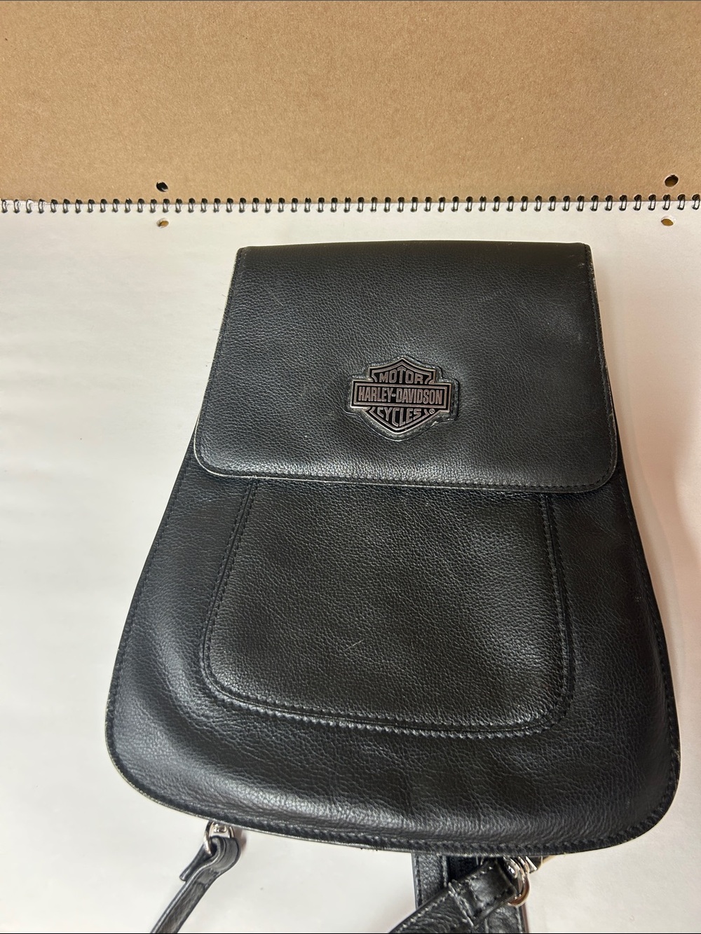 Harley-Davidson Black Leather Messenger Bag with Branded Emblem
